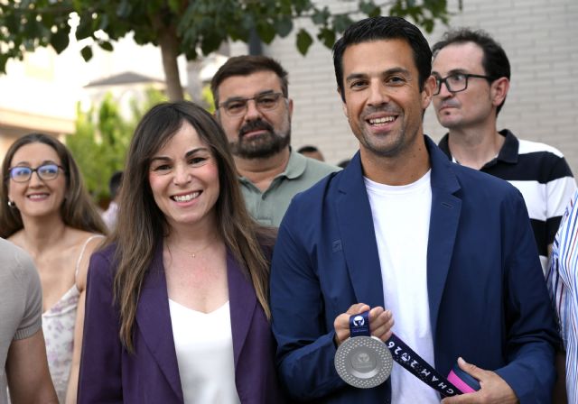 Llano de Brujas homenajea a Miguel Ángel López tras su plata en el Europeo de Birmingham