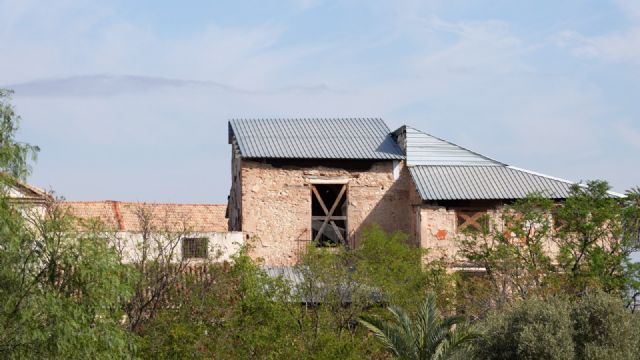 El PSOE mueve ficha para salvar Torre Guil antes de que sea demasiado tarde