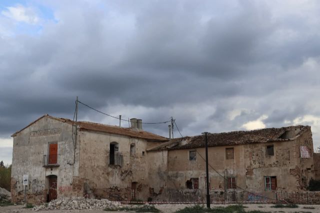 El Ministerio de Cultura abre una investigación de presunto expolio por el estado de la Torre y Molino del Batán