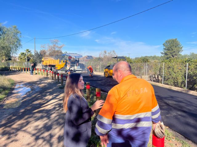 Murcia renueva el firme del carril Secano para mejorar la seguridad, el confort y la durabilidad en Rincón de Seca