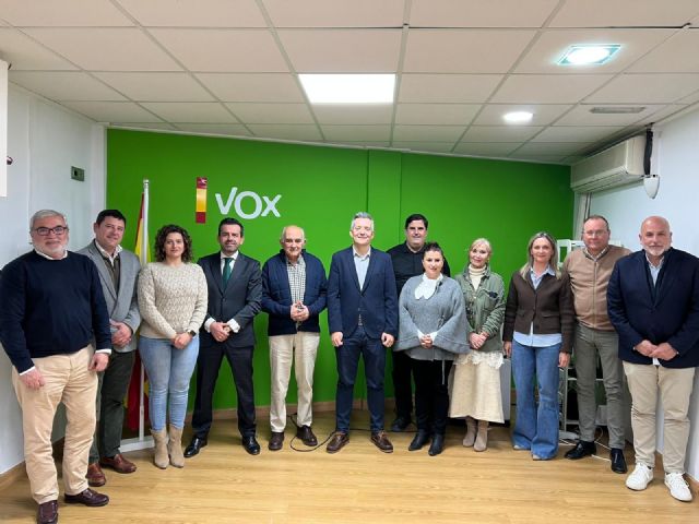 VOX Murcia celebra una reunión clave con sus portavoces municipales en gobierno para impulsar la nueva etapa del partido en la región
