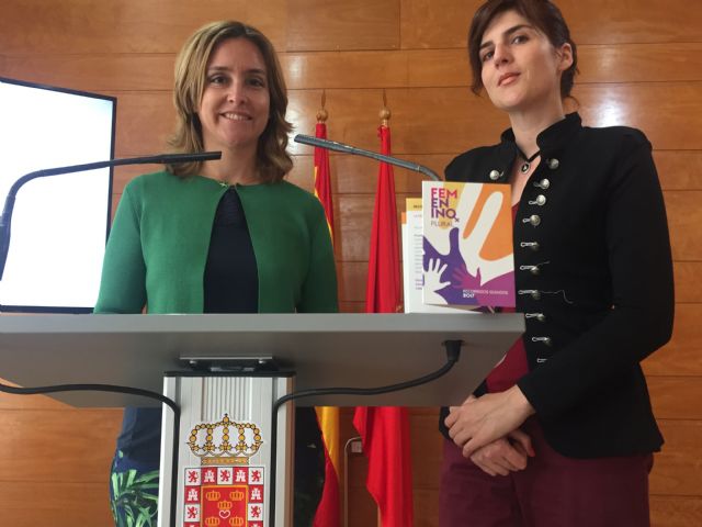 Siete rutas por la ciudad muestran la aportación de las mujeres en el pasado social, cultural y político de Murcia