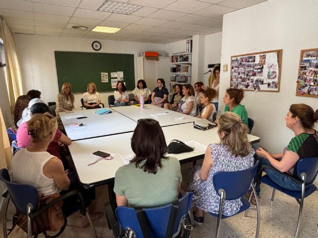 El programa 'Punto de Encuentro' concluye su orientación psicológica dirigida a mujeres murcianas