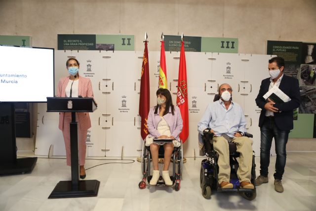 Murcia apoya la iniciativa de Aspaym para la promoción de una movilidad segura sin barreras arquitectónicas en el municipio