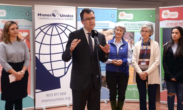 El primer Plan de Infancia y Adolescencia establece más de 200 acciones de apoyo y protección para los niños murcianos