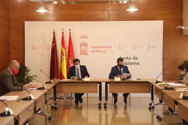 Cinco entidades de la discapacidad reciben 64.000 euros para mejorar la calidad de vida y la atención de afectados y familiares