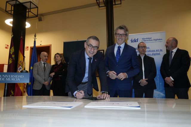 La Universidad de Murcia y la Fundación Integra renuevan la Cátedra de Identidad y Derechos Digitales y entregan sus premios anuales