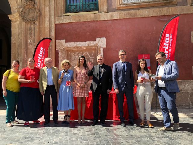 Un llamamiento a la generosidad de los murcianos con motivo del Día de la Caridad