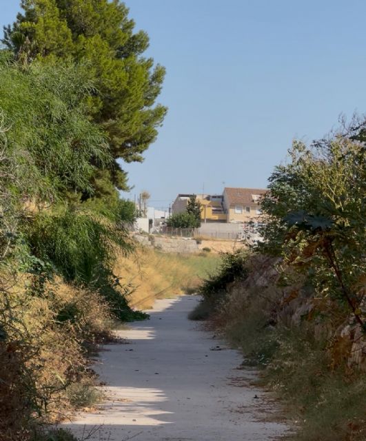 El PSOE exige al PP un plan intensivo de limpieza de ramblas y solares para prevenir incendios y daños por lluvias intensas