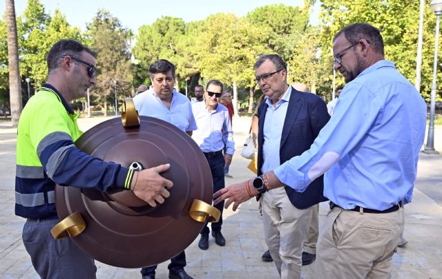 El Jardín del Malecón estrena nueva iluminación que homenajea el emblemático modelo que alumbró la Glorieta de España a principios del siglo pasado