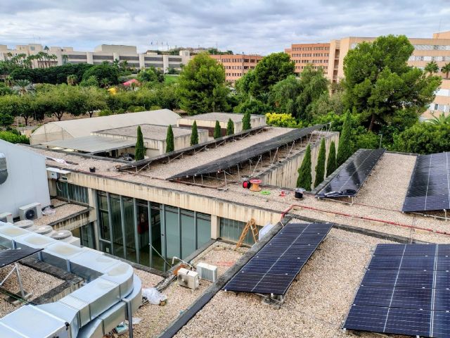 La Universidad de Murcia amplía sus instalaciones solares en el Campus de Espinardo