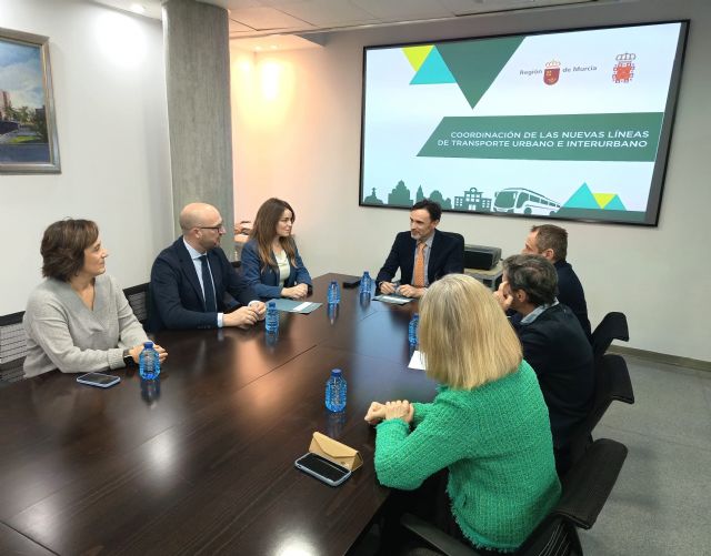 El Gobierno regional y el Ayuntamiento de Murcia acuerdan la coordinación de las nuevas líneas de transporte urbano e interurbano