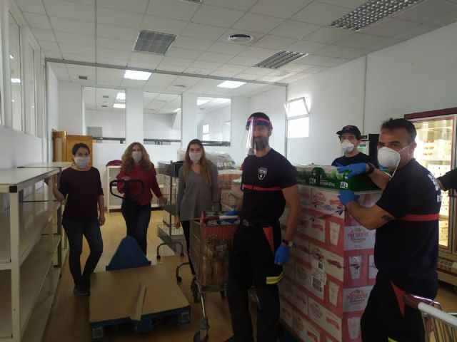 Abre el Economato Galilea de Cáritas, con el respaldo del Ayuntamiento de Murcia, para atender a las personas más vulnerables