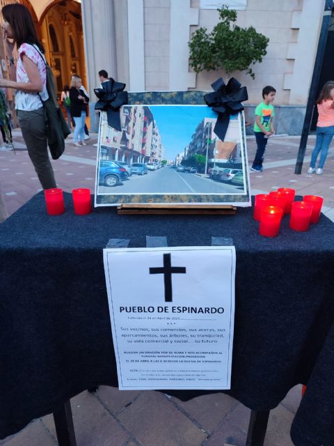 Velatorio por Espinardo ante el inicio de unas obras que supondrán la muerte del pueblo