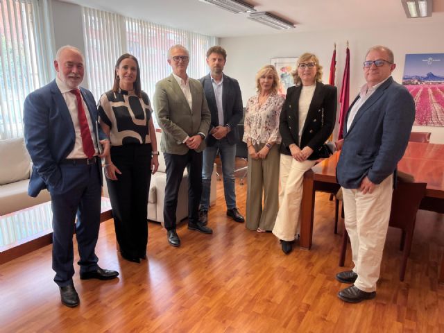 Primer encuentro institucional entre la Consejería de Salud y la nueva directiva del CESM Región de Murcia