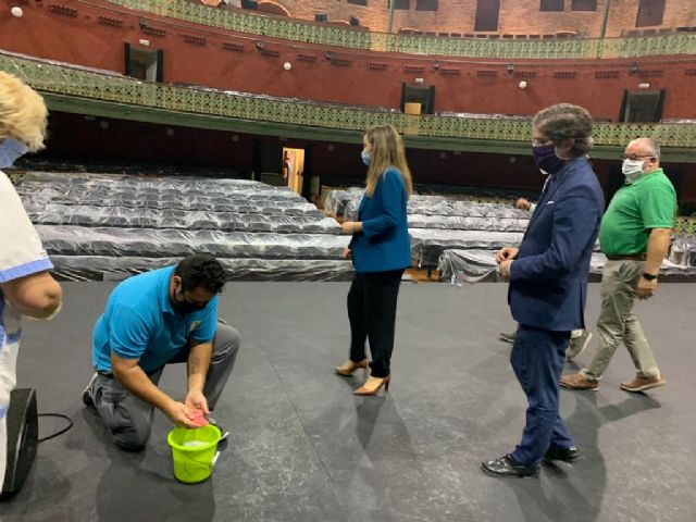 El Teatro Circo se prepara para acoger mañana el Festival 20:01, que se retransmitirá por streaming