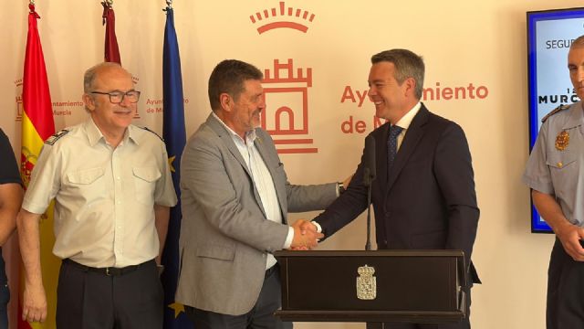 Murcia refuerza la formación y la coordinación en emergencias con la firma de un convenio de colaboración entre la Concejalía de Seguridad Ciudadana y Emergencias y Universae