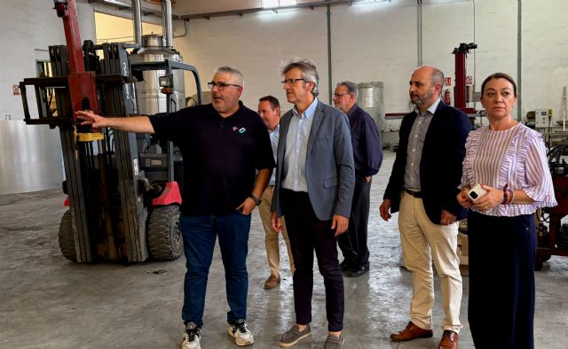El Gobierno regional impulsa con 3,92 millones de euros la actividad empresarial y la creación de un centenar de empleos en Jumilla
