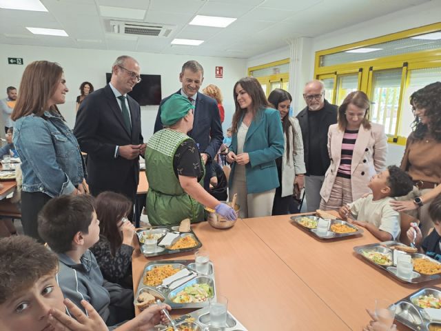 Cuatro colegios de Murcia ofrecen comedor escolar este curso