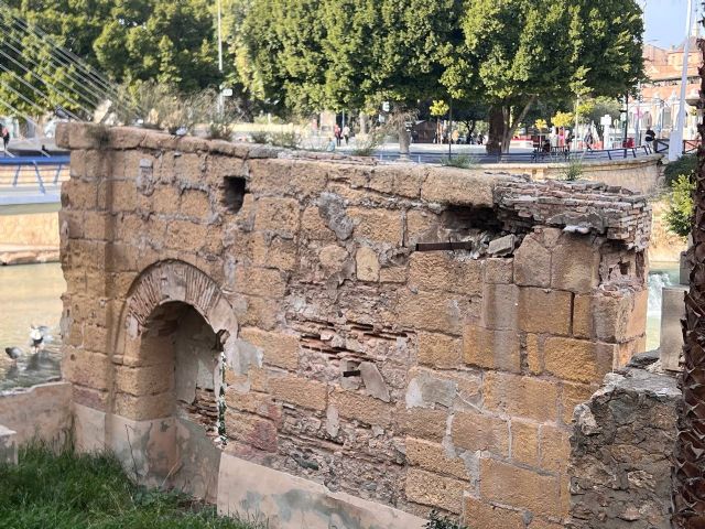 Huermur denuncia la degradación de los molinos históricos del río Segura del siglo XVIII