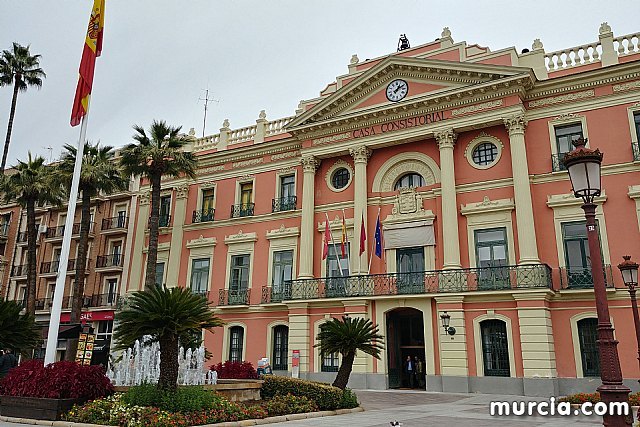 Murcia alcanza los 469.554 habitantes, un aumento de 6.404 más en el último año