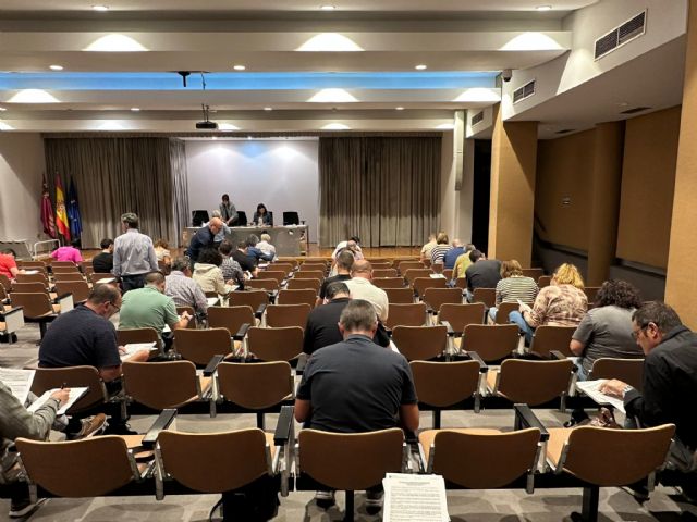 Fomento convoca los exámenes de consejero de seguridad para mercancías peligrosas de 2026