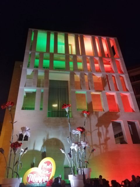 Murcia se tiñe hoy de naranja y verde por el Día Nacional de la Fibrosis Quística