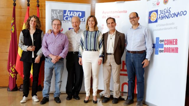 El Ayuntamiento de Murcia ayuda a 1.500 afectados por la avalancha de tierra en Sierra Leona