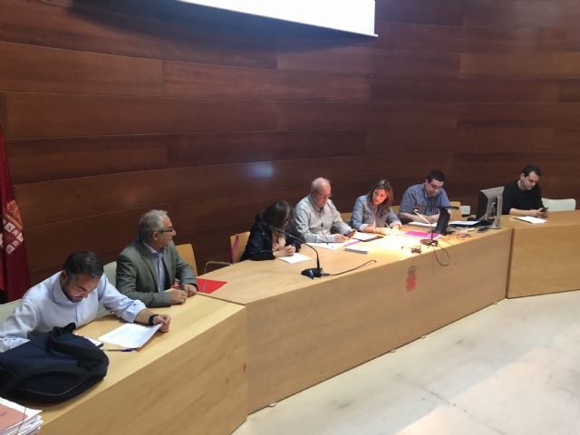 La Mesa de Contratación propone la adjudicación de la instalación de videovigilancia en el barrio del Carmen y de la ejecución de carriles bici en el casco urbano