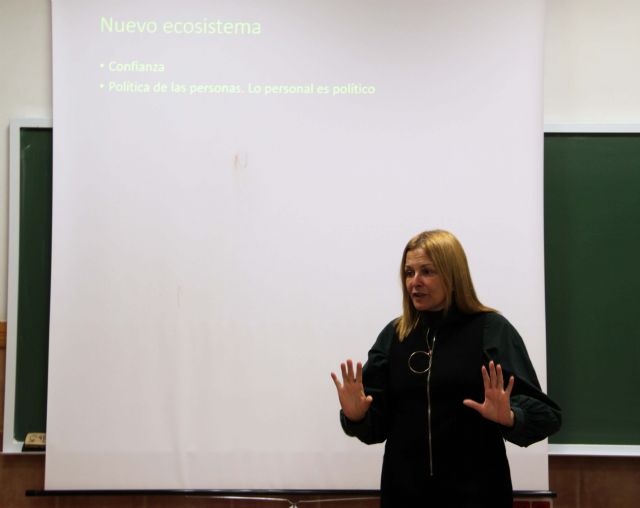 Inmaculada Aguilar sobre Cataluña: 'Se está tratando de solventar un problema emocional, de manera racional'