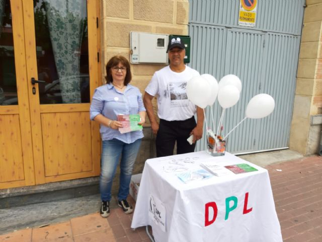 Democracia Plural visita al mercado de El Palmar
