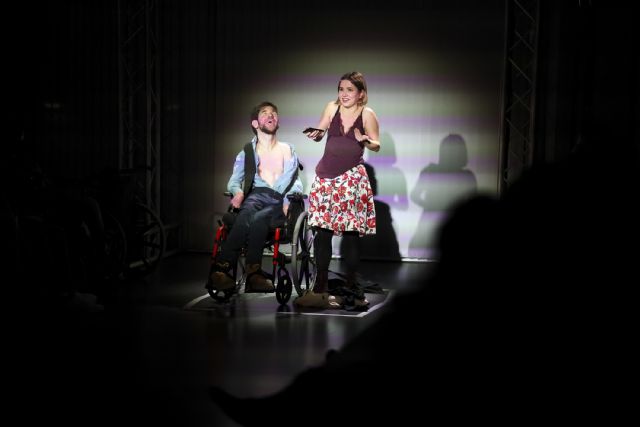 El Festival Determinantes finaliza esta semana en el TCM y el Romea con los montajes teatrales ´Sexpiertos´ y ´Moria´