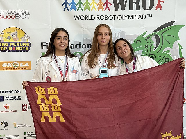 Tres jovenes murcianas campeonas de España de robótica