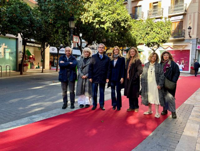 El Ayuntamiento de Murcia pone en marcha la campa&ntilde;a 'Navidad en el corazón' para fomentar el comercio local y sostenible en el centro histórico