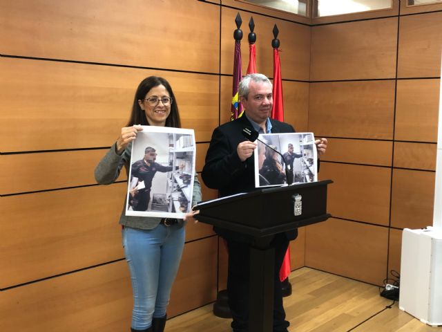 El PSOE critica el 'derroche de dinero público' que el alcalde Ballesta permite en el servicio de unos bomberos que están 'indefensos'