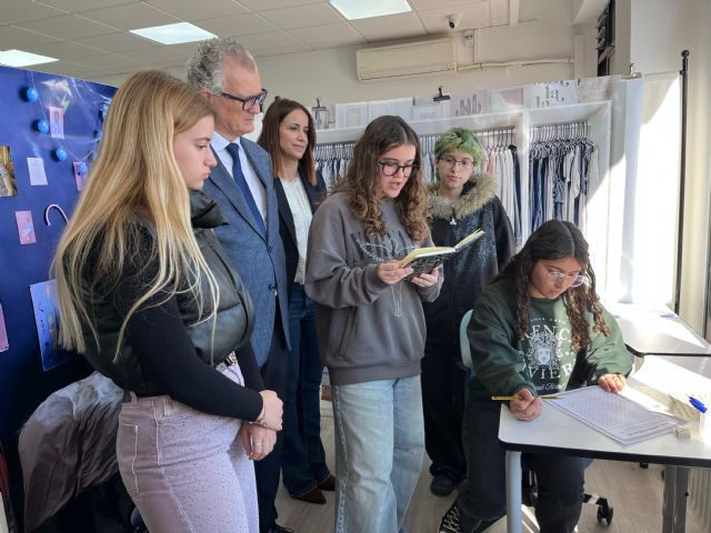 Unos 300 estudiantes de 12 a 23 a&ntilde;os participan en un proyecto de sensibilización sobre la compasión y los cuidados al final de la vida