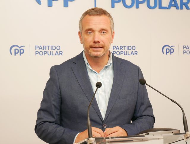 El PP denuncia que Puente y Lucas 'se cuelgan la medalla de una infraestructura impulsada por el Partido Popular, pero siguen sin dar explicaciones sobre la apertura de la línea con Chinchilla'
