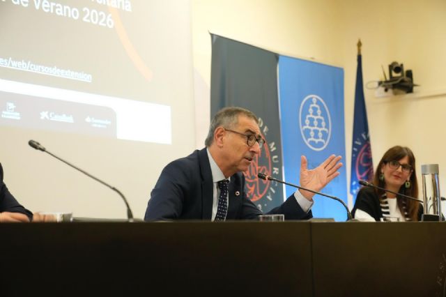 La Universidad de Murcia presenta sus Cursos de Extensión Universitaria y escuelas de verano, que llegarán a once municipios