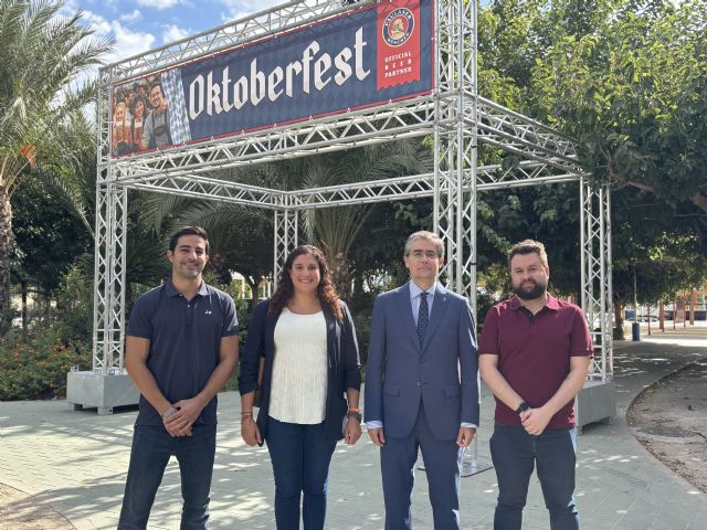 Murcia celebra desde este jueves la II Feria Paulaner 'OktoberFest' con música en directo, gastronomía internacional y 11 días de ambiente festivo