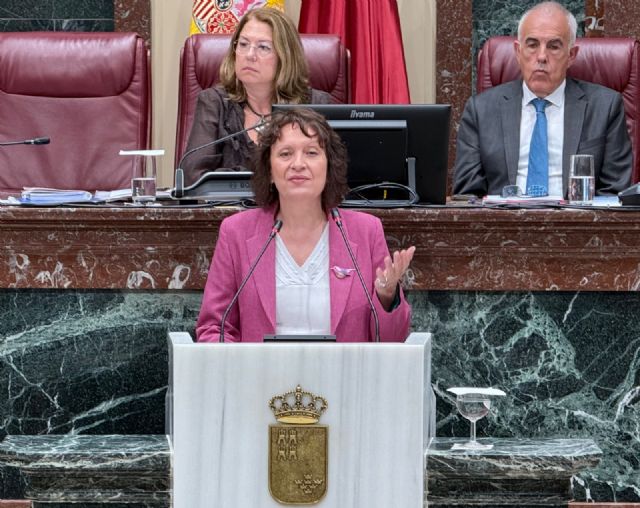Podemos reclama a López Miras que construya los ocho centros de salud que prometió en 2023