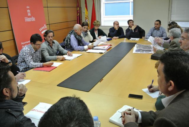 Colectivos vecinales conocen el progreso de las obras previas a la llegada soterrada de la Alta Velocidad