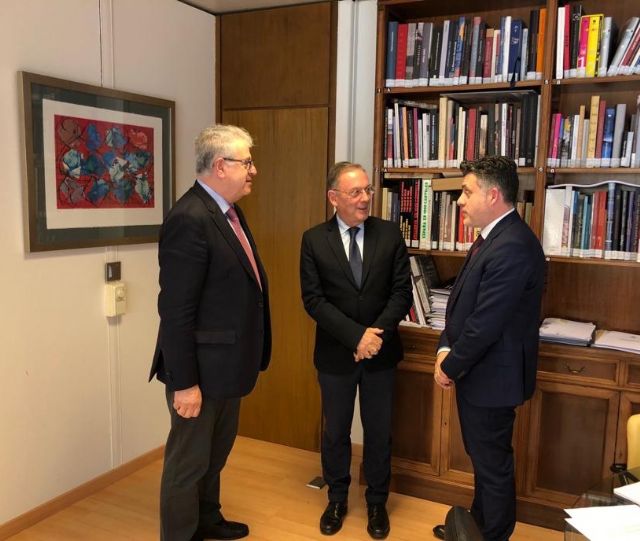 Cultura insta al Ministerio a que cumpla con su compromiso de actuar en el Castillo de Monteagudo