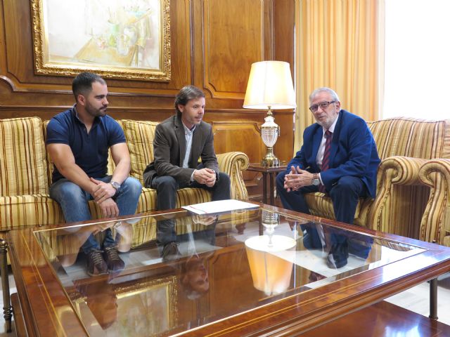 El XXVII Certamen Internacional de Tunas del Barrio del Carmen contará con la participación de 14 agrupaciones y 400 participantes