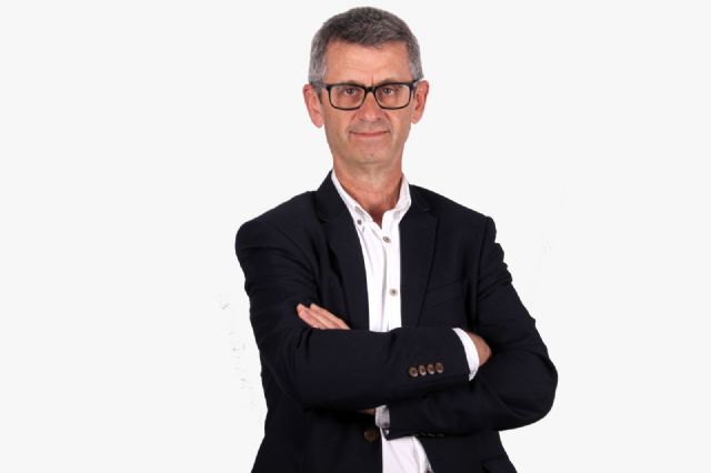 Pedro García Rex integra a las pedanías y centra su propuesta en turismo y familias en su lista de Ciudadanos para Murcia