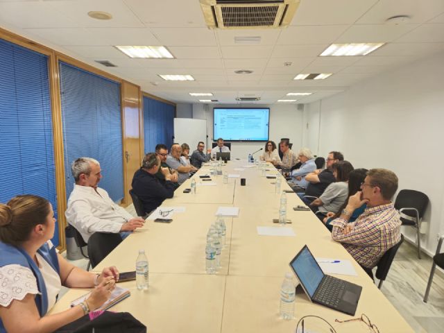 Las Juntas Municipales conocen las novedades del contrato de mantenimiento vía pública que reduce tiempos de respuesta