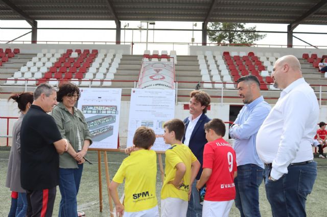 La Comunidad invierte 94.000 euros en la reforma y ampliación de los vestuarios del campo de fútbol de Puerto Lumbreras