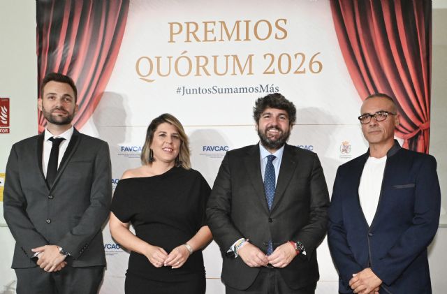 López Miras subraya en la entrega de los 'Premios Quorum' 'la labor más honrada del servicio público, que es trabajar por los demás'