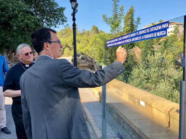 El convenio entre el Ayuntamiento y el Obispado permitirá renovar el entorno del Santuario de La Fuensanta