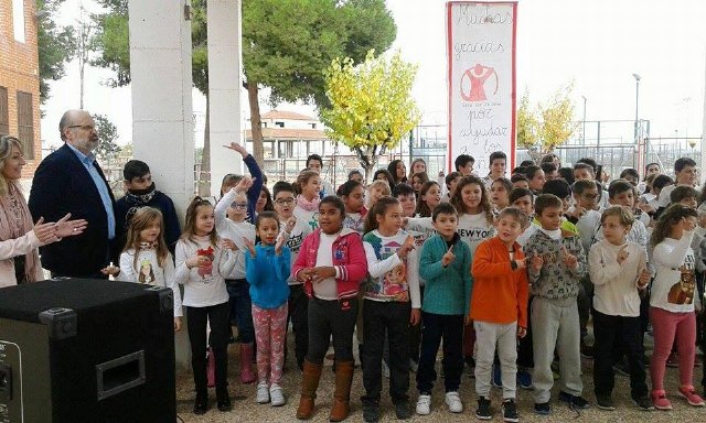 El CEIP Vicente Medina de Sangonera ha recibido la distinción de centro embajador en la defensa y promoción de los derechos del niño,