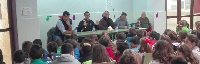 Llano de Brujas celebra las primeras jornadas de integración de niñas al mundo deportivo